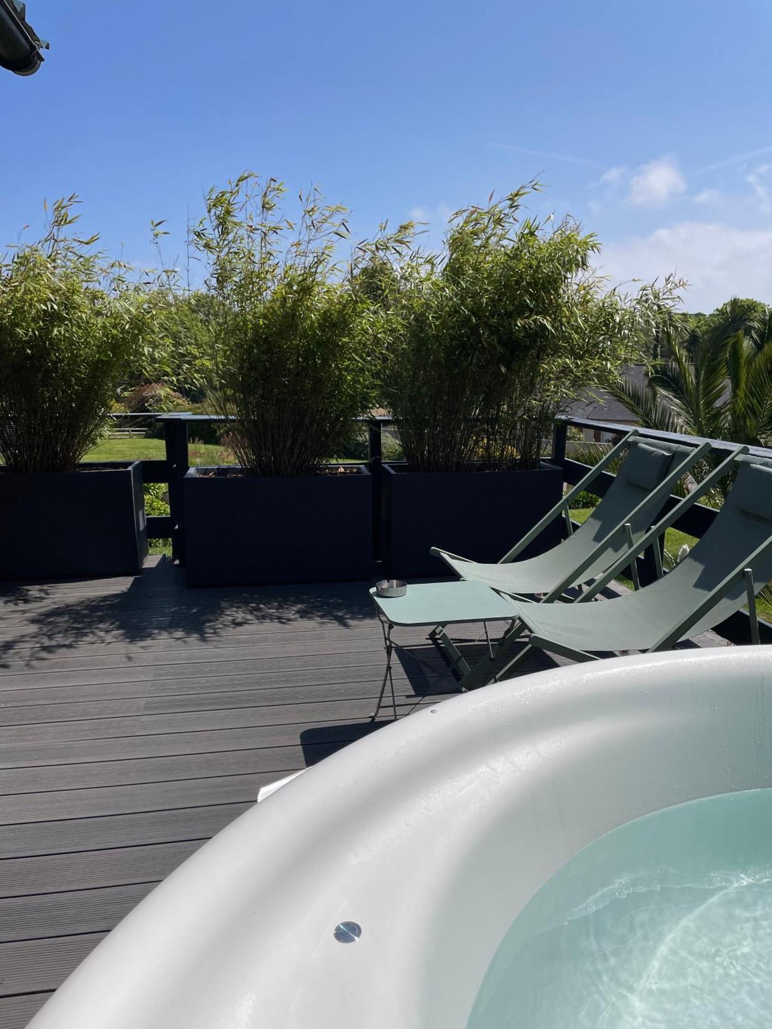 Scorfel Lodge, Northwood, Bain Nordique, Terrasse トレガステル エクステリア 写真